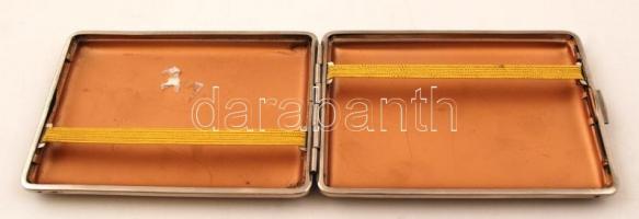 Bőr borítású fém cigarettatálca, 11×8 cm