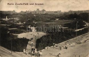 33 db RÉGI városképes képeslap, egy kihajtható és egy kisméretű képeslappal, vegyes minőség / 33 old...