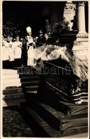 13 db RÉGI magyar városképes képeslap, néhány fotólappal, vegyes minőség / 13 old Hungarian town vie...