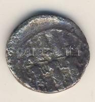 Róma/Köztársaság P.Accoleius Lariscolus 43. Denár Ag T:3-/4+ R!