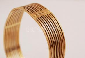 14 K arany karkötő áttört fazon, kapcsos szerkezettel. Jelzett. Nettó 32 g / 14 C gold bracelet  net...
