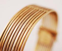 14 K arany karkötő áttört fazon, kapcsos szerkezettel. Jelzett. Nettó 32 g / 14 C gold bracelet  net...