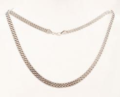 Ezüst "háromsoros" nyaklánc, Ag., nettó: 12,8gr., jelzett, 39,5cm /Silver "three-line" necklace, Ag, net. 12,8gr, marked, 39.5 cm