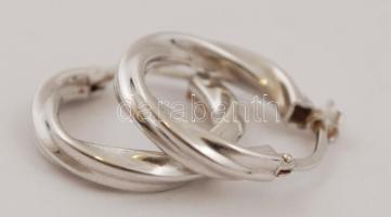 Ezüst  karika-fülbevaló, Ag., nettó: 2,8gr.,  jelzett, d:1,5cm  /Silver hoop earrings, Ag, net. 2,8g...