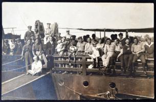 1924 A Dunai Flottila Badacsony hajójának legénysége fotólap / Hungarian Danube Fleet soldiers