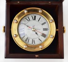 Fa dobozos óra, működőképes állapotban, elem nélkül, 14x14x12 cm