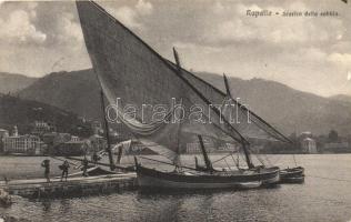 Rapallo, Scarico della sabbia / ship at port, unloading the ballast (EK)