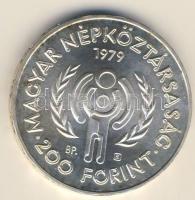 1979. 200Ft Ag "Nemzetközi gyermekév" T:BU