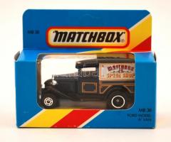 Matchbox MB-38 Ford Model A Van 1986 Made in Macau. Hibátlan autó, eredeti dobozában, h:7 cm