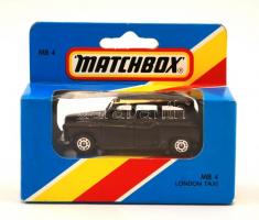 Matchbox MB 4 London Taxi,1981 Made in Macau. Hibátlan autó, eredeti dobozában, h:7 cm