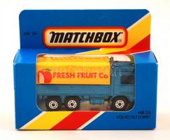 Matchbox MB 26 Volvo tilt lorry 1983  Made in England. Hibátlan autó, eredeti dobozában, h:7 cm