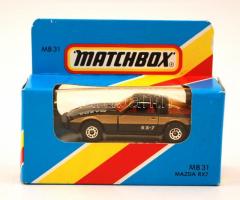 Matchbox MB 31 Mazda RX7 1981  Made in Macau. Hibátlan autó, eredeti dobozában, h:7 cm