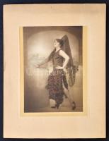 Gerőffy Elisabeth táncosnő művészi fotója, Színezett, jelzett Angelo fotó 20x26 cm