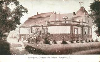 Parádfürdő, Gedeon-villa, a telefonos elérhetőséggel / villa (b)