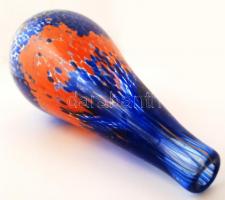 Muránói díszváza, több rétegű, formába fújt, anyagában színezett, hibátlan, jelzés nélkül, m:40 cm