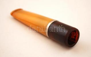 Borostyán szipka eredeti dobozában, szép állapotban, h: 8 cm