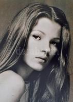 Jelzés nélkül: nagyméretű erotikus művészfotó 32x40 cm