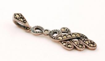 Ezüst (Ag.) medál, markazit kövekkel, jelzett (925), bruttó:4 g, h:4 cm