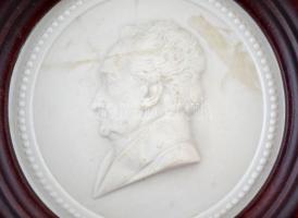 Jelzés nélkül: Goethe porcelán falikép fa kerettel / Goethe chinaware ornament d: 14 cm