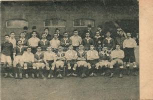 1912 London, FTC-English Wanderers labdarúgó mérközés, csoportkép; Érdekes Újság / 1912 London, FTC-English Wanderers football match, group picture (vágott / cut)