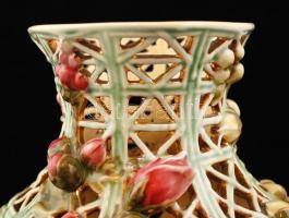 Zsolnay díszváza, kézzel festett porcelánfajansz, egész testen áttört és domború virágmintás díszíté...