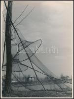 cca 1950 Halásztanya, 3 db jelzés nélküli vintage fotó dr. Leszl Kornél budapesti fotós hagyatékából...