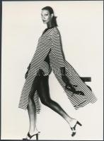 cca 1975 Csíkos a divat I-II., 2 db vintage fotó, 17x24 cm