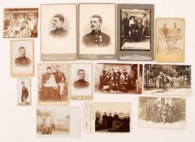 cca 1900-20 Vegyes katonai fotó tétel azonosítandó személyekkel, benne sok keményhátú fénykép, 14db különböző méretben és minőségben