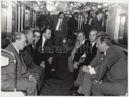 1974. július 4. Kádár János (1912-1989) metró látogatáson, 3 db vintage fotó, 24x18 cm