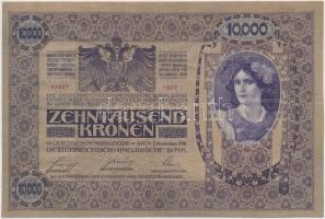 1918. 10.000K piros "MAGYARORSZÁG" felülbélyegzéssel T:III szép papír, kis sarokhiány