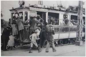 cca 1919 Kápolna tér és Rókus kórház között közlekedő 36-os villamos, ismeretlen képi forrás másolata modern nagyításban, 10x15 cm