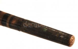 Sétapálca, dekoratív szarugyűrűkkel, alján fém verettel, h:79 cm