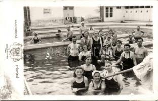 1941 Hajdúszoboszló, Gyógyfürdő, csoportkép; Czeglédy photo