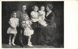 Charles IV, Zita and their children (EK)