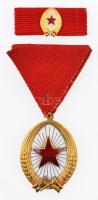 1964. "Munka Érdemrend" arany fokozata, aranyozott Br kitüntetés miniatűrrel szalagsávon, ...