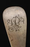 Különféle ezüst (Ag.) villák, kanalak, jelzett, mesterjeggyel, néhányon monogrammal, összesen:11db, ...