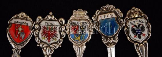 Ezüst,zománccímeres teáskanál,  Ag., bruttó: 46,1gr., jelzett, cca 10cm, 5db / Silver teaspoon,  Ag,...