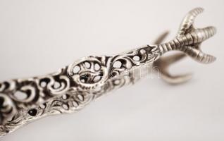 Ezüst, madárkarmos cukorcsipesz,  Ag., nettó: 22gr., jelzett, 9,5cm/Silver, sugar tongs, Ag, net. 22...