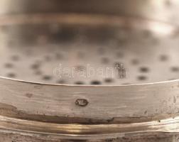 Ezüst porcukorszóró  Ag., nettó: 131,9gr., csak mesterjeggyel,  6,5x5,5cm / Silver-made sugar dredge...