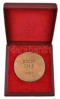 Asszonyi Tamás (1942-) 1987. "SZOT Díj 1987" kétoldalas Br plakett dísztokban (87-90mm) T:...