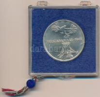 1975. 200Ft Ag "Felszabadulás" eredeti plombált MNB plasztiktokban T:BU 
Adamo EM46