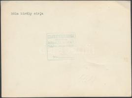 III. Béla király sírja, Magyar Film Iroda pecséttel jelzett fotója, két sarkán törésnyommal, 18x13 c...