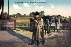 Magyar népviselet / Hungarian folklore, horsemen