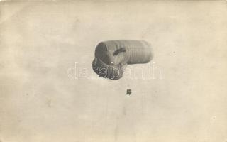 A felengedett kötött léggömb; Harctér 1915-1916 Dvorszky Ede / WWI K.u.K. military, ballon, photo  (EK)