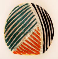 Gorka Lívia (1925-2011): Csíkos tálka. Festett mázas kerámia, jelzett, apró máz hibával, 10×11 cm