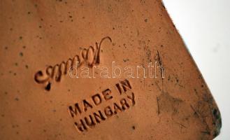 Komlós vadász fiú a nyúllal, kézzel festett mázas kerámia, jelzett, hibátlan, m:22 cm