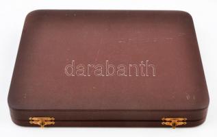 "Állami Pénzverő Budapest" exkluzív érmetartó kazetta összesen 38db, több klf méretű férőh...