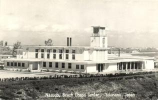 ~208 db MODERN színes és fekete fehér képeslap, kevés régi lappal, városképes és motívum lapok, vegy...