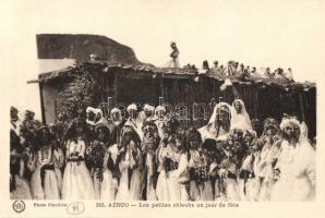 Azrou, Chleuhs / Shilha children at a ceremony