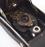 cca 1917-1919 Kodak No. 2. Folding Autographic Brownie fényképezőgép, kis kopásnyomokkal, új vászont...
